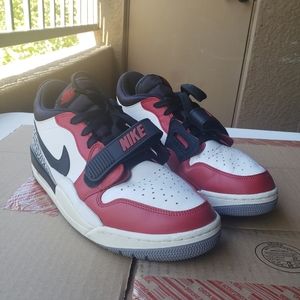 Air Jordan Legacy 312 Low "Chicago" Colorway